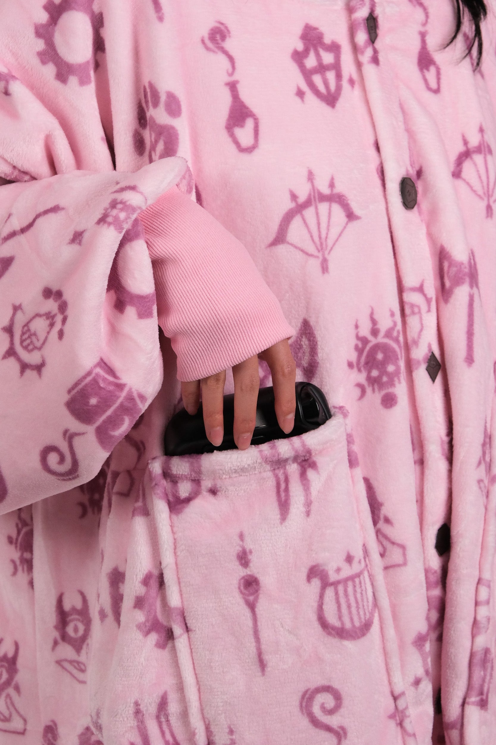 MISFIT - 2025 GAMER BLANKET HOODIE (FLEECE) – Torokami Apparel