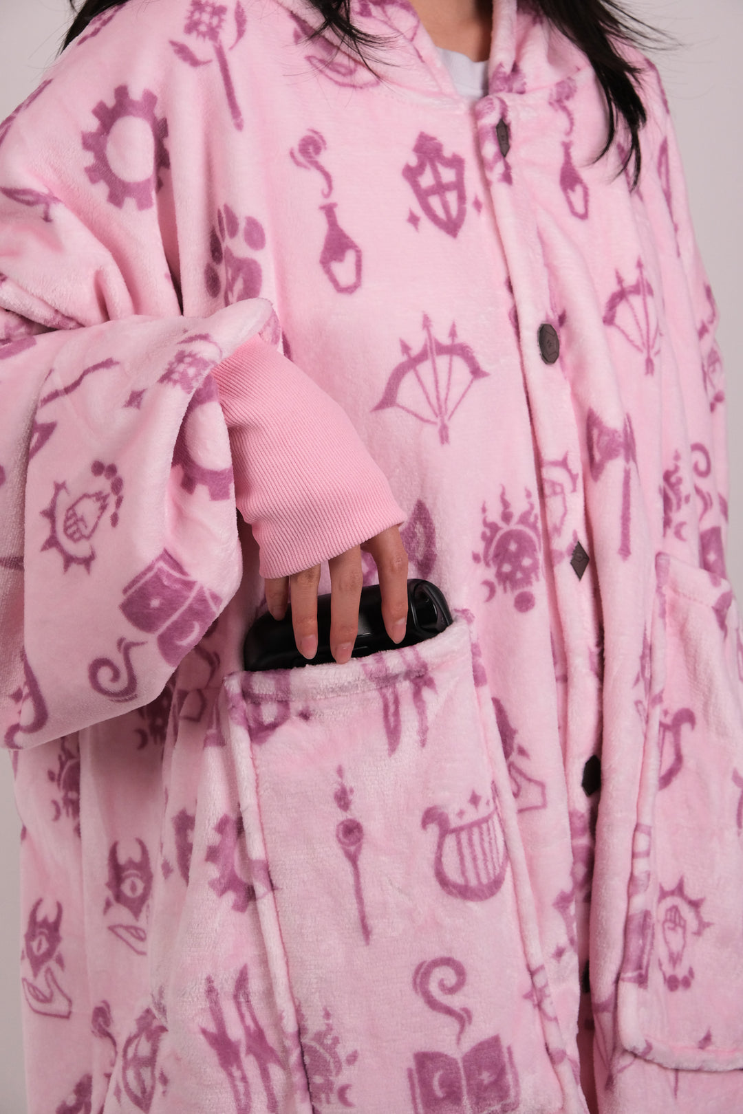 *MISFIT* - 2025 GAMER BLANKET HOODIE (FLEECE)